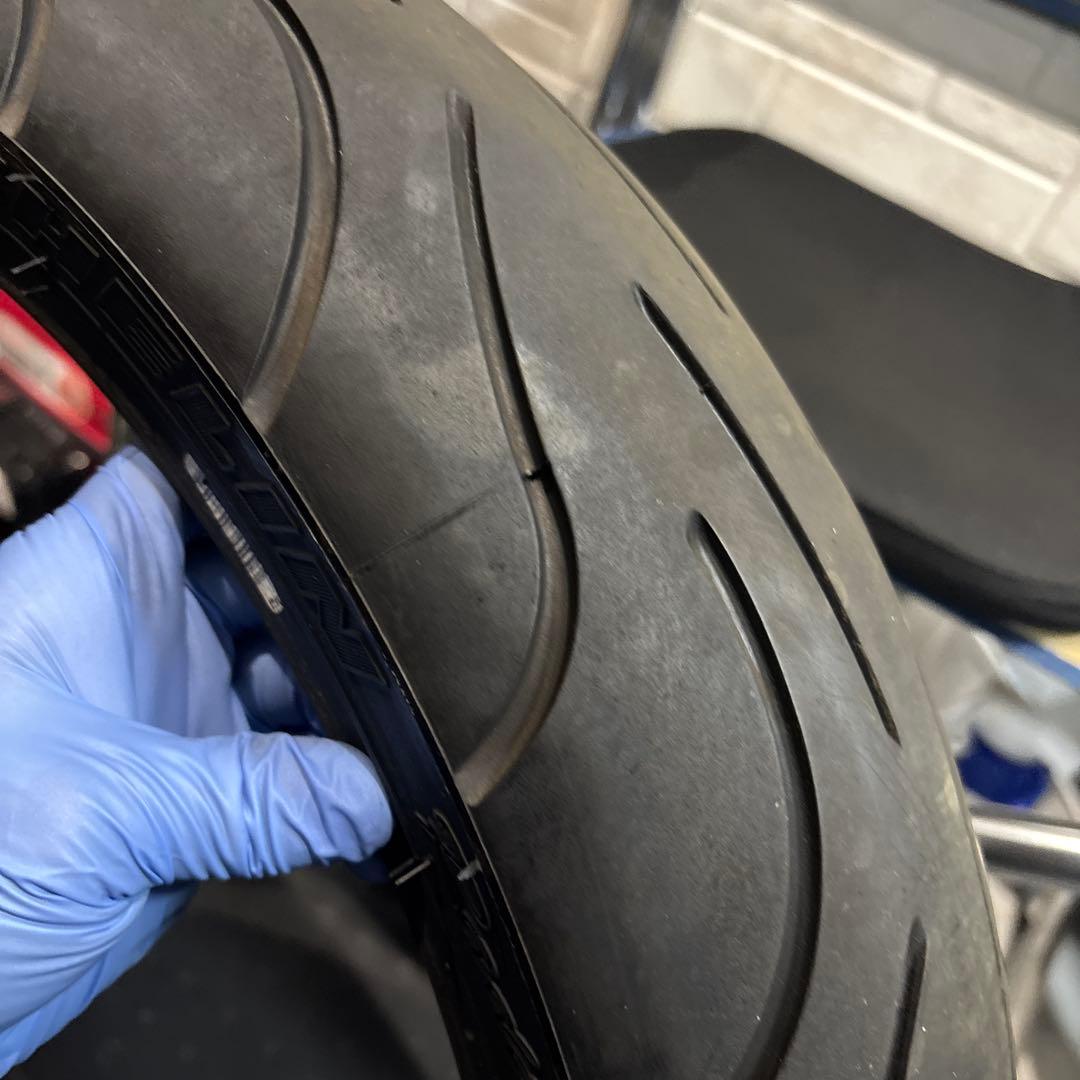 パーツ Michelin pilot Power 2CT 180/55 120/70