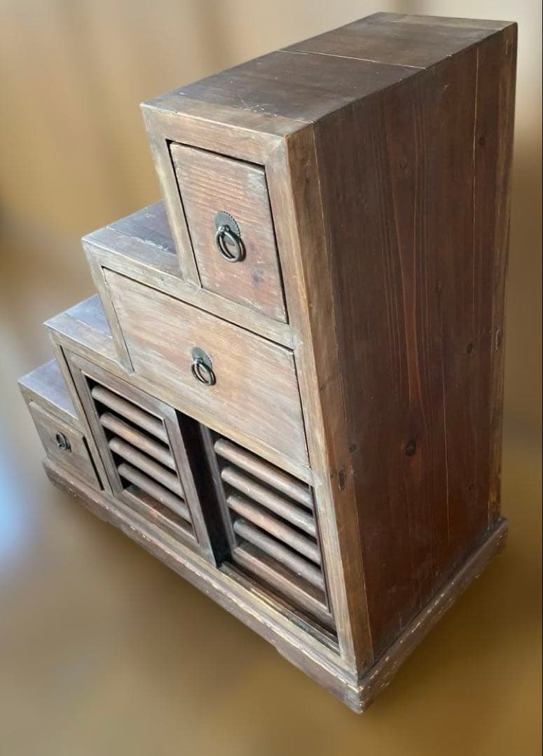 階段タンス　高さ約75.7cm 幅約72cm