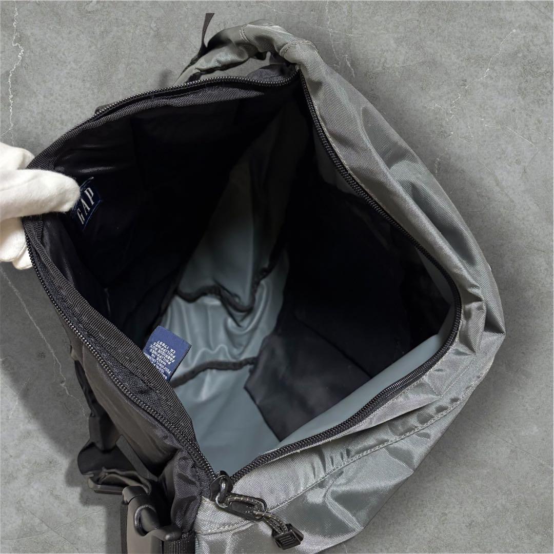 ゆと様　　OLD GAP 00s Y2K ボディバッグ グレー