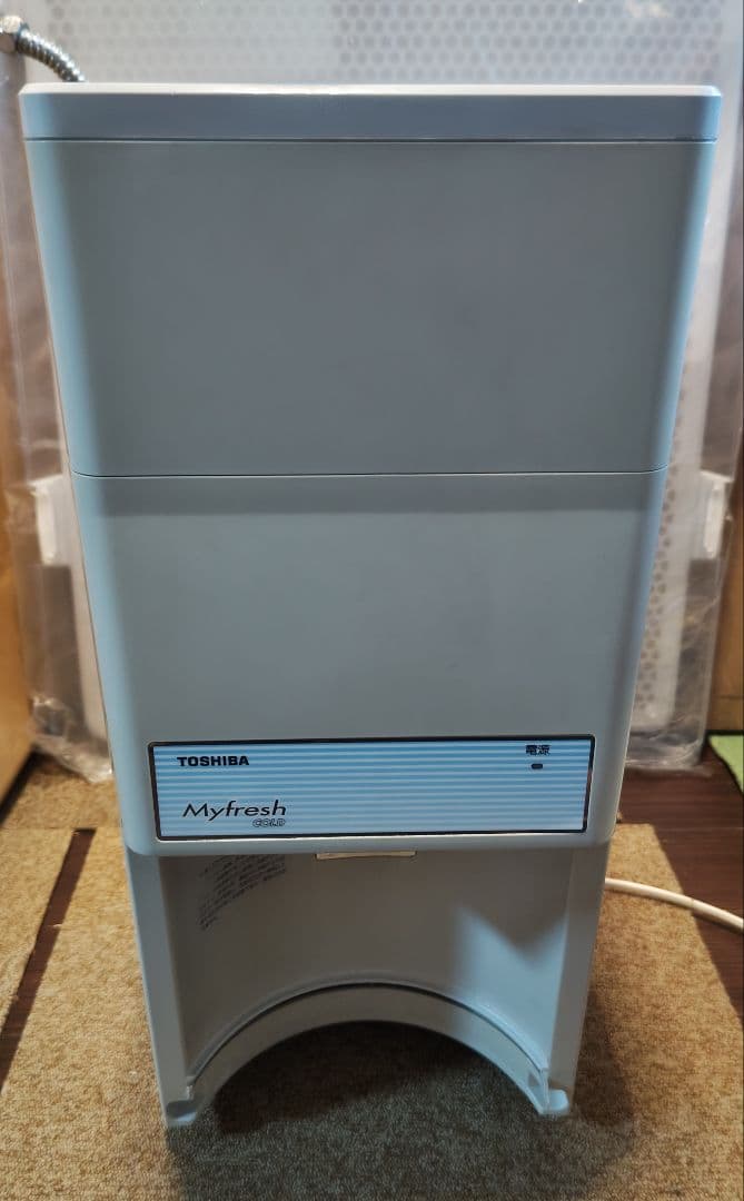 【水受け下皿欠品】東芝 ウォータークーラー RWF-30P3？