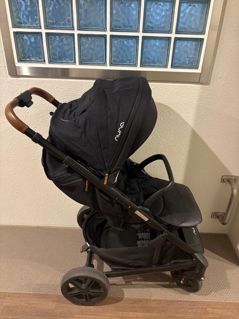 【大幅値下げ】★匿名配送　nuna ヌナ　ベビーカー タボ（キャビア）