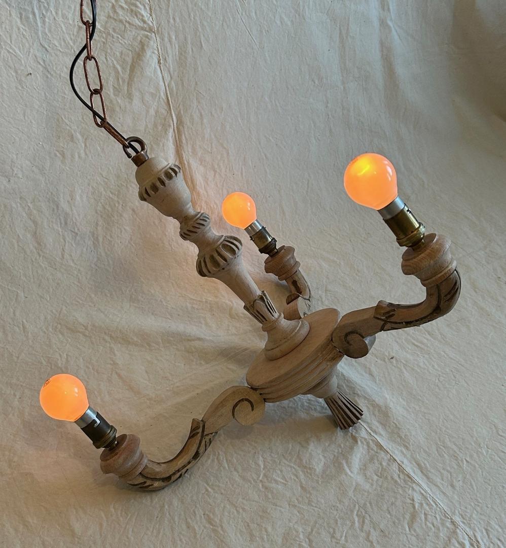 フランスアンティーク　木製シャンデリア　３灯　シャビー　店舗什器