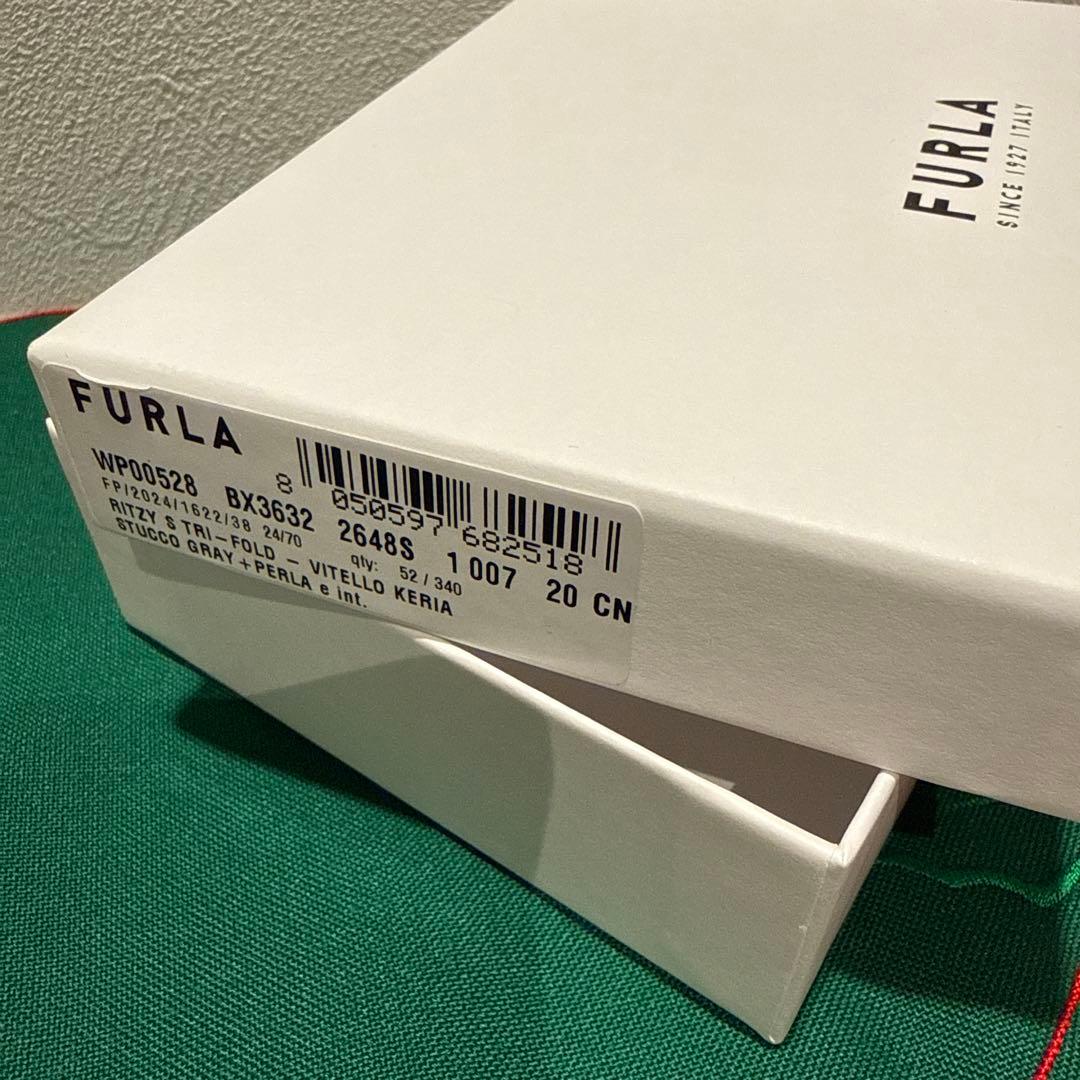 【新品未使用】FURLA フルラ 財布✨三つ折り グレージュ グレー ベージュ