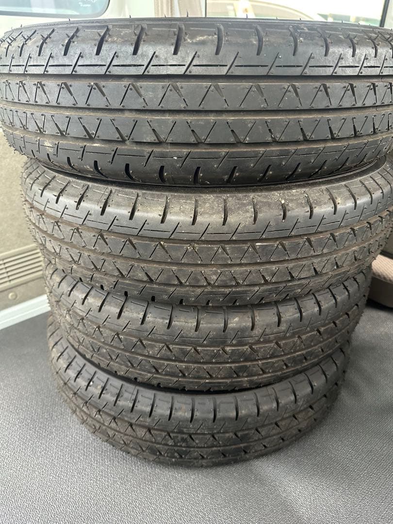 ヨコハマBluEarth VAN 145/80R12 新車外し4本セット　送料込