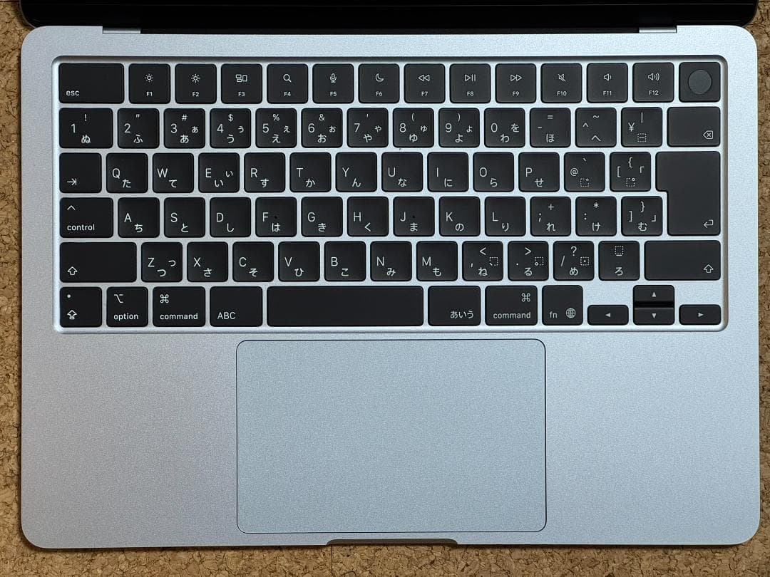 【中古】Macbook Air M4 13インチ 32GB 2TB スカイブルー