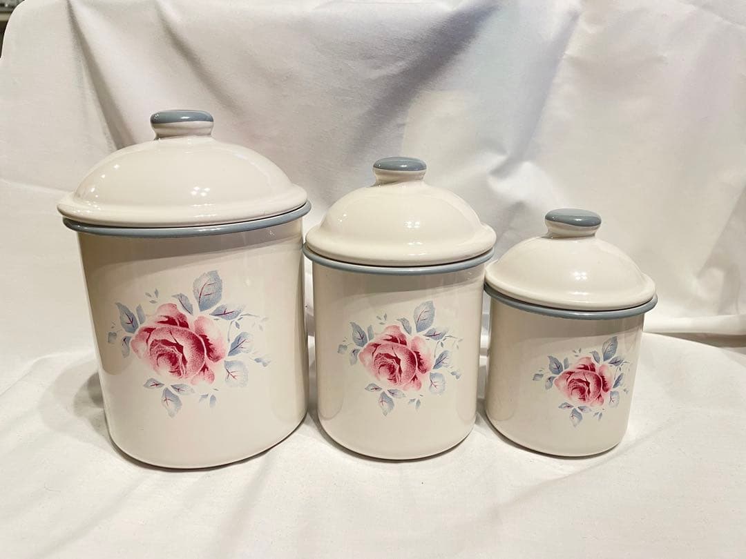 imane イマン アターブル キャニスター3個