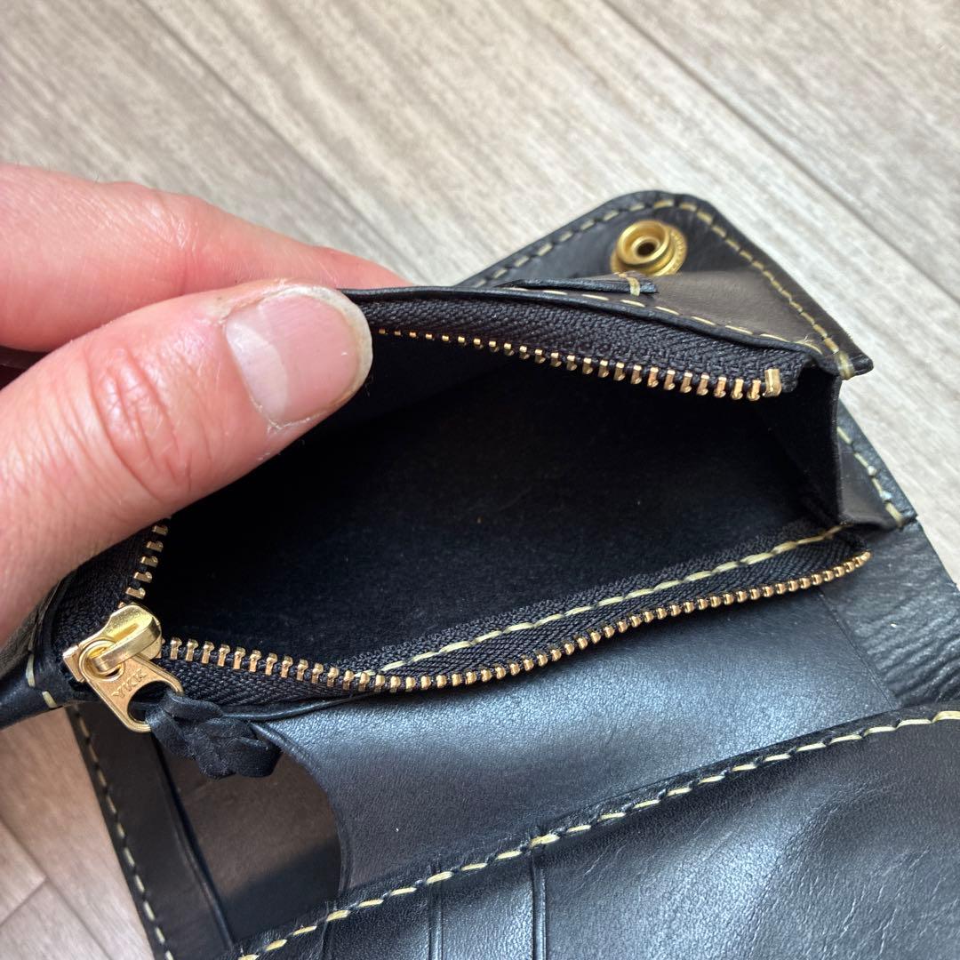 イタリアンレザー　ミドルトラッカーウォレット　真鍮　お札を折らずに収納　タイプB