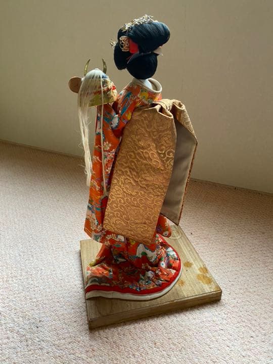 日本人形