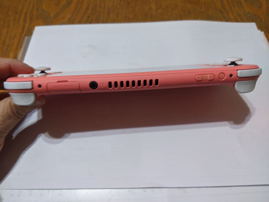 Nintendo Switch ピンク