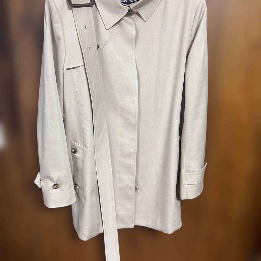 アクアスキュータム　ショートコート　レディース