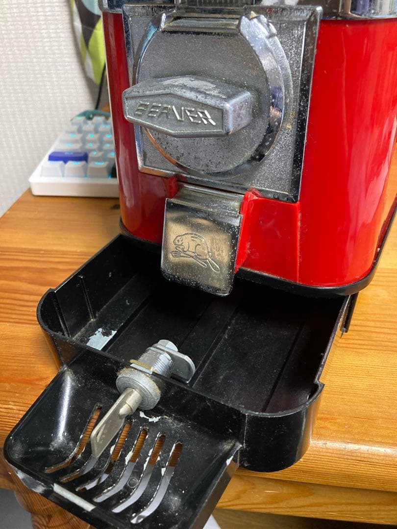 BEAVER ビーバー ガチャガチャ本体 レトロ　ガシャポン ガムボール