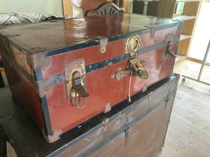 アンティーク 鍵付きトランク／ボックス 収納 衣装ケース