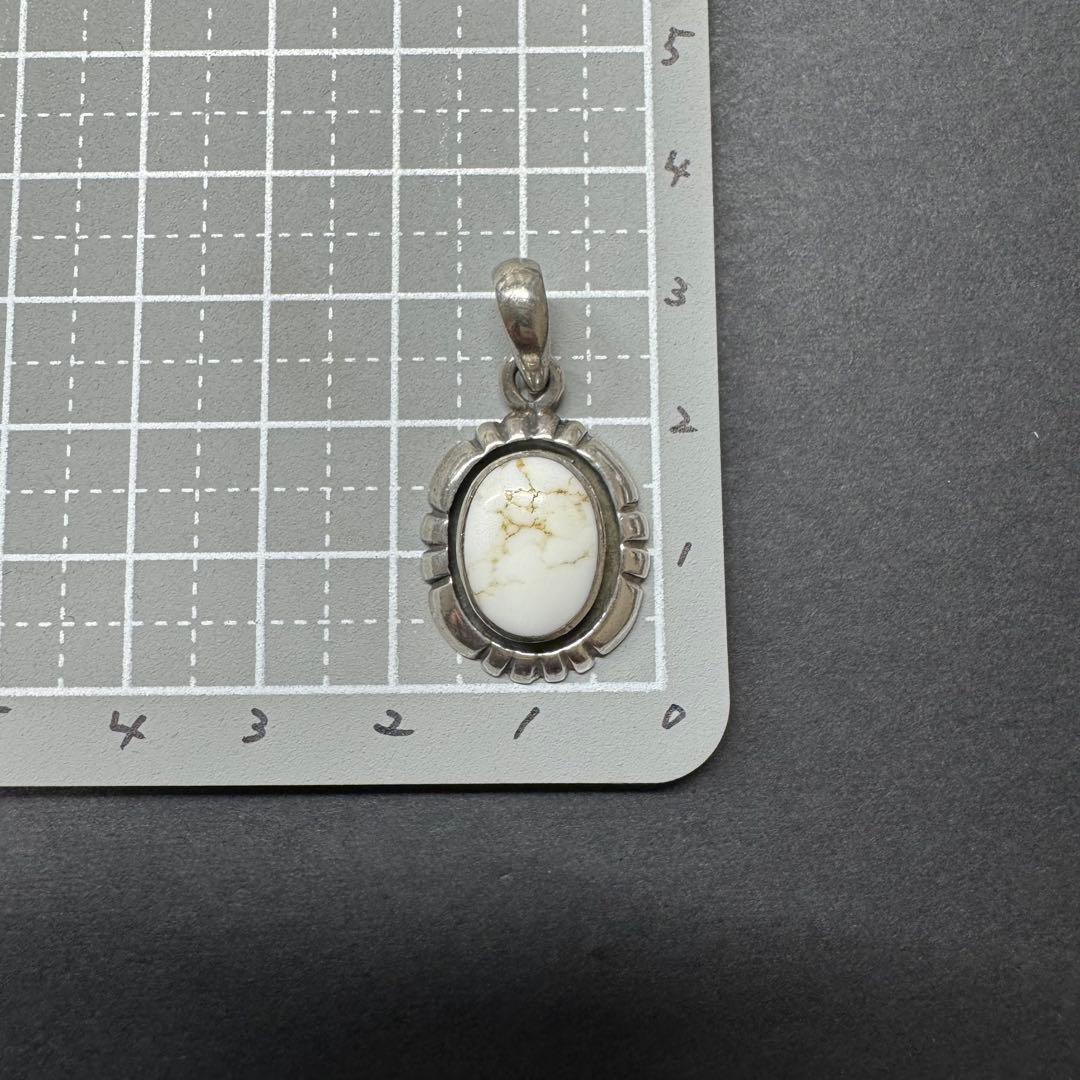 【ホワイトバッファロー sterling刻印】silver925 トップ