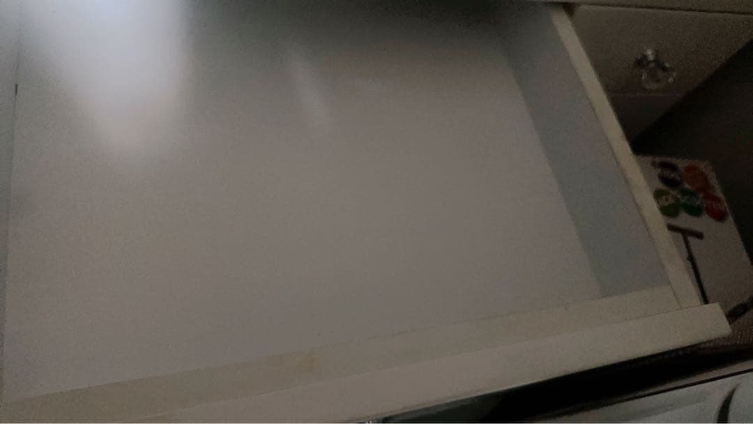 ホワイトドレッサー・鏡台 ガラス天板付き