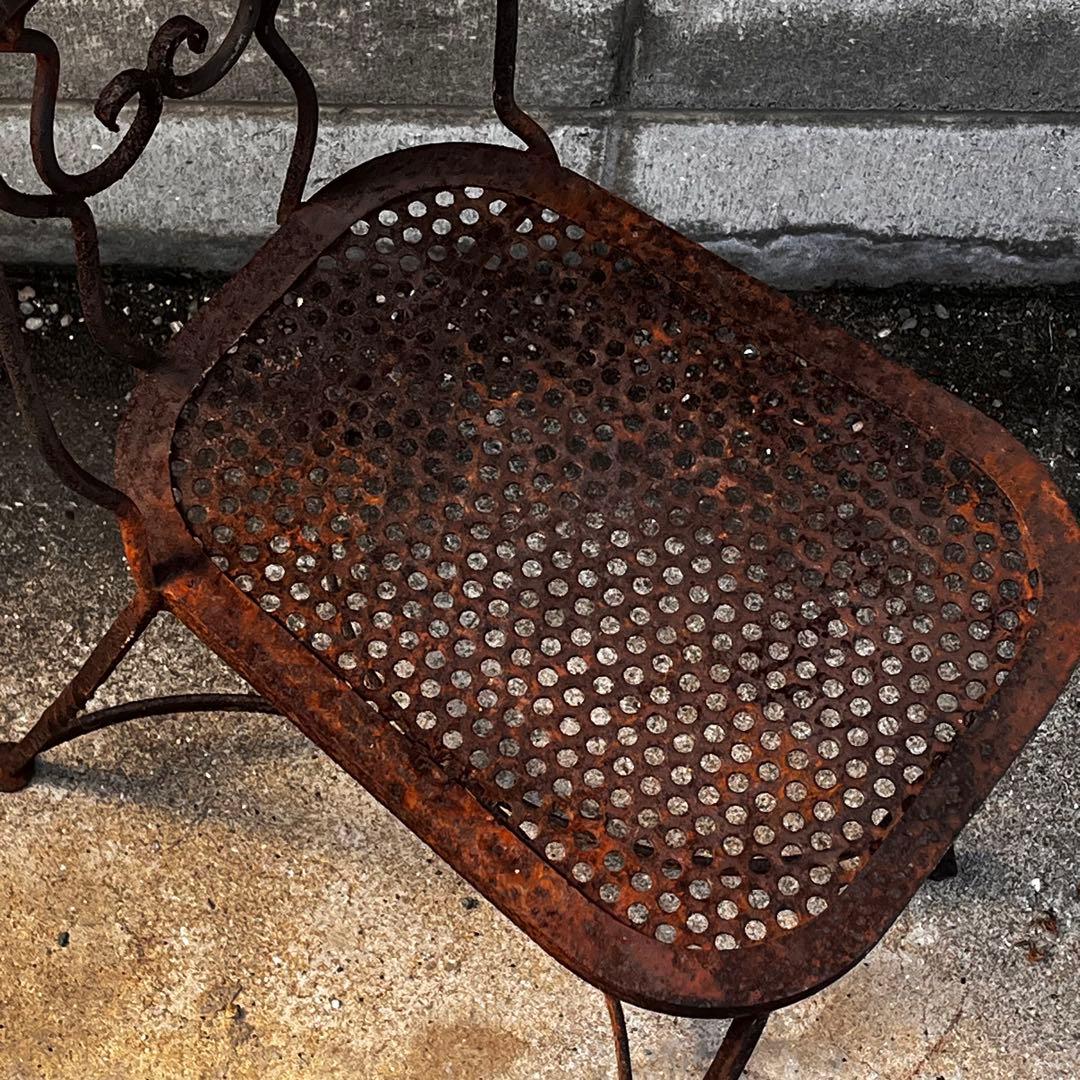 フランスアンティーク，アイアンチェアー