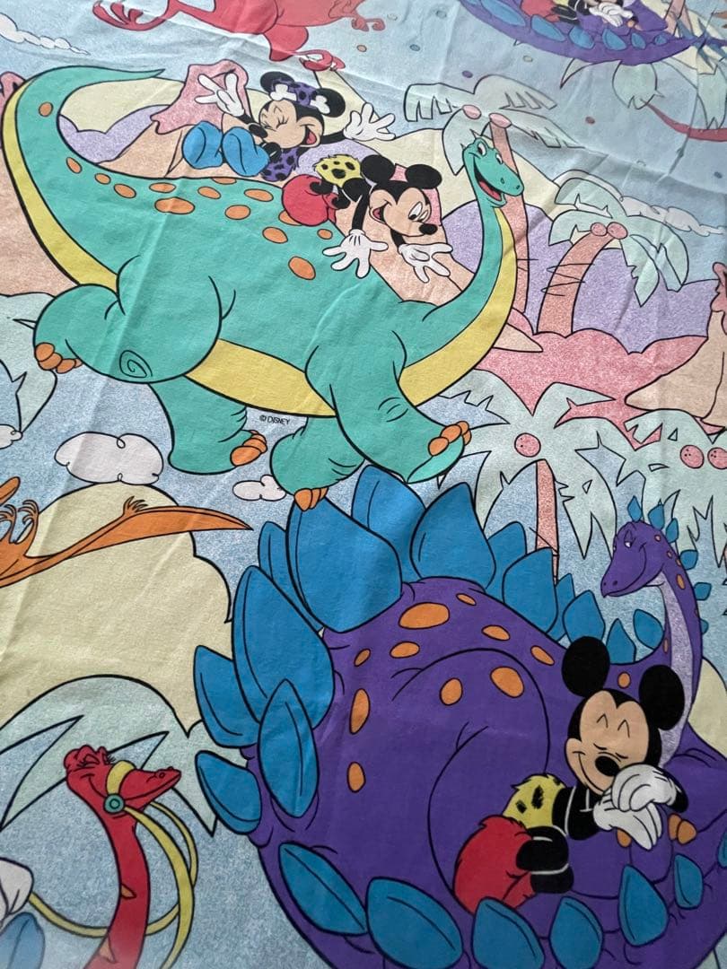 ☆ ビンテージシーツ　恐竜　ディズニー