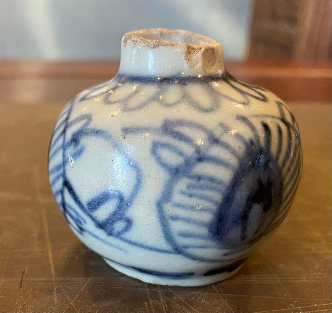 スワトウ陶磁器　ミニ花器　鑑賞台付　　　 一輪挿し　ヴィンテージ　レア