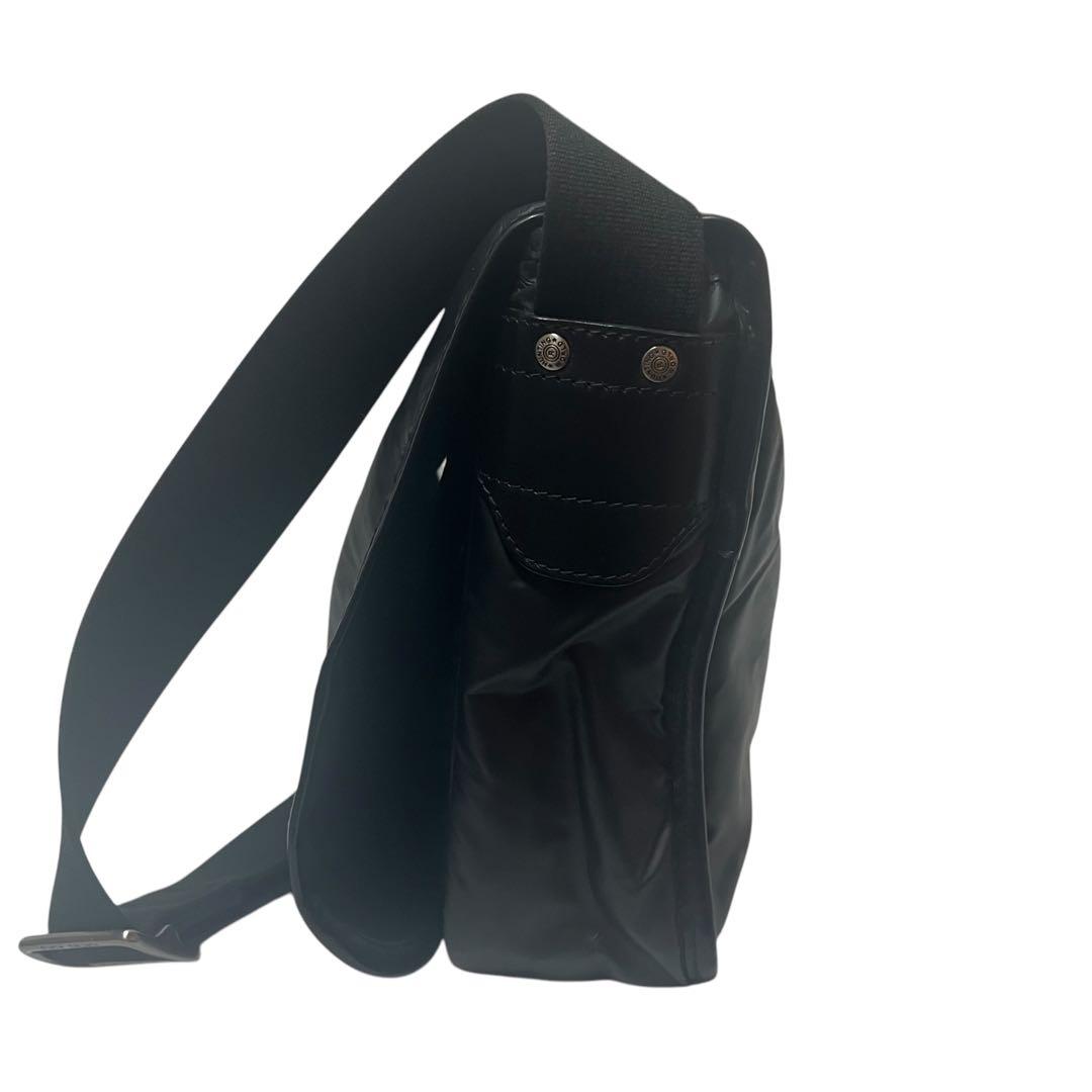 HUNTINGWORLD バチュークロス ショルダーバッグ ブラッククロスボディ