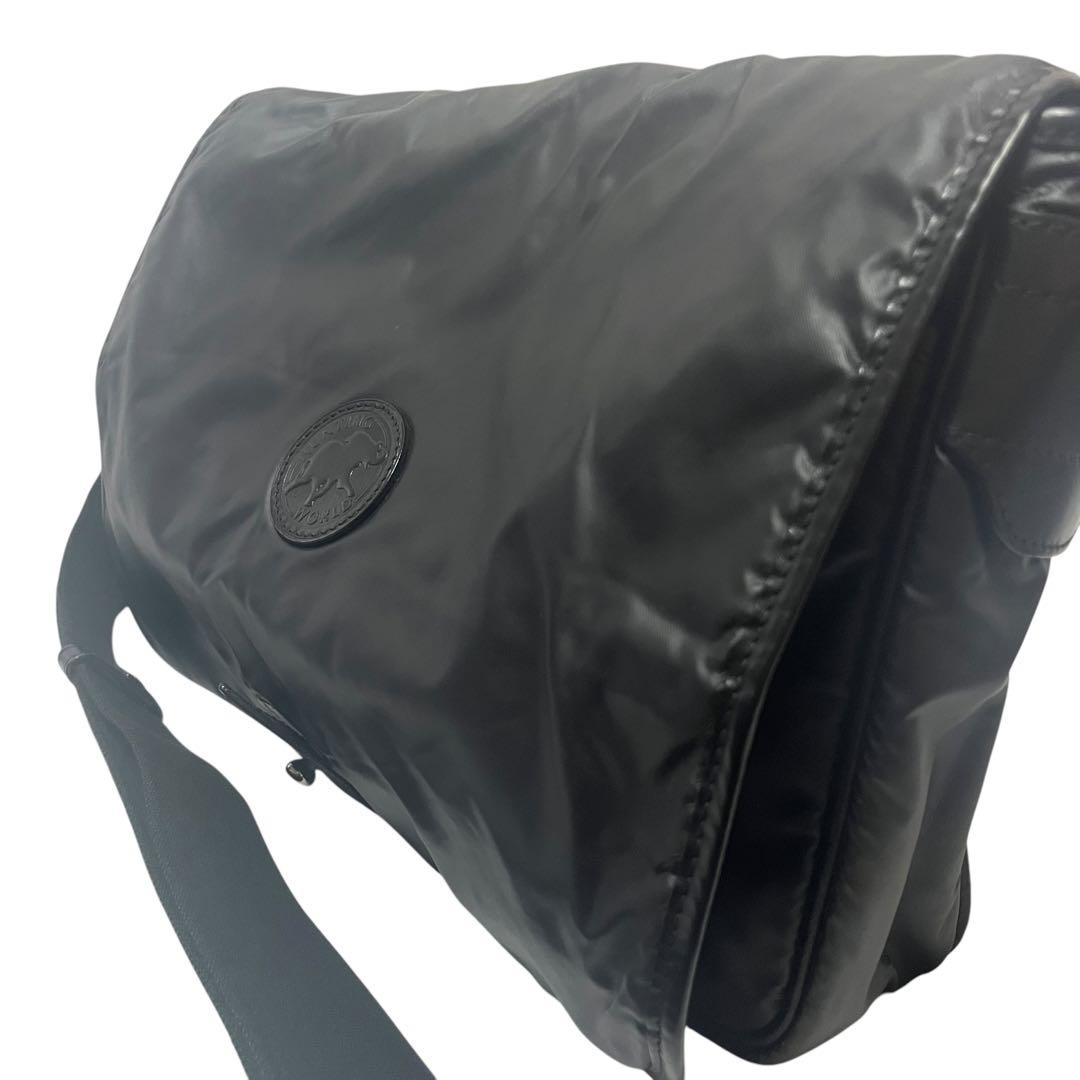 HUNTINGWORLD バチュークロス ショルダーバッグ ブラッククロスボディ