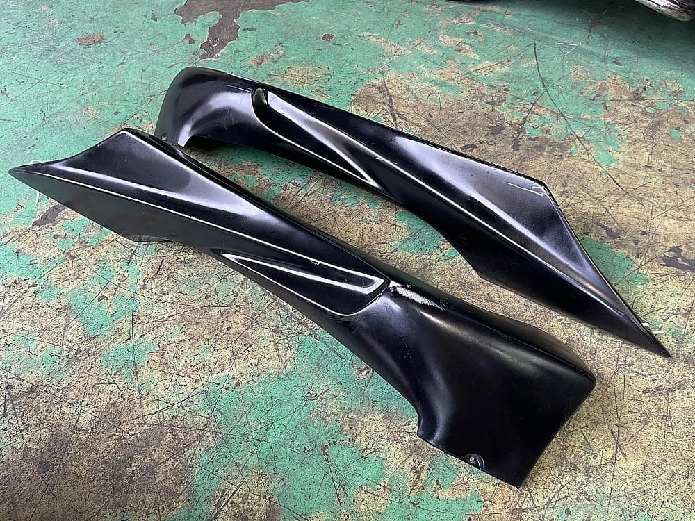 希少 FREEDOM 製 アンダーカウル 4D9 マジェスティ SG20J