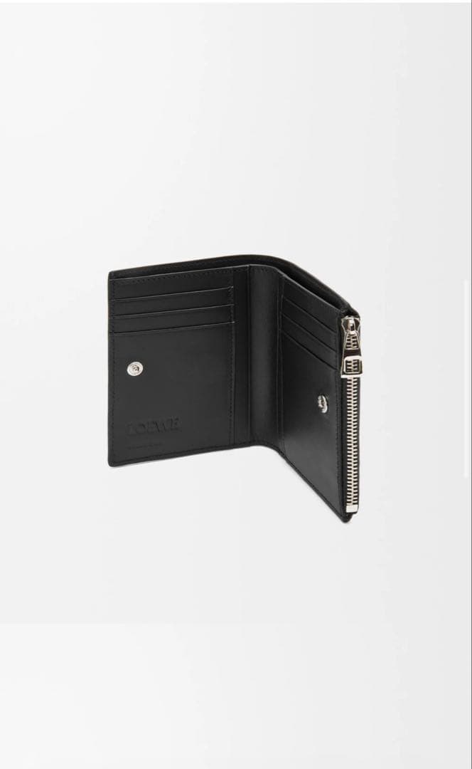 LOEWE スリム コンパクト ウォレット（ソフトグレインカーフ）