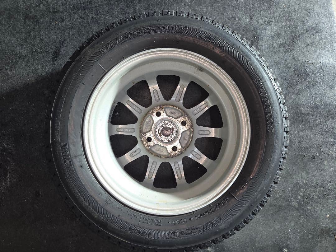 155/65R13 ブリヂストン　スタッドレスVRX 2018年製　本州の人限定