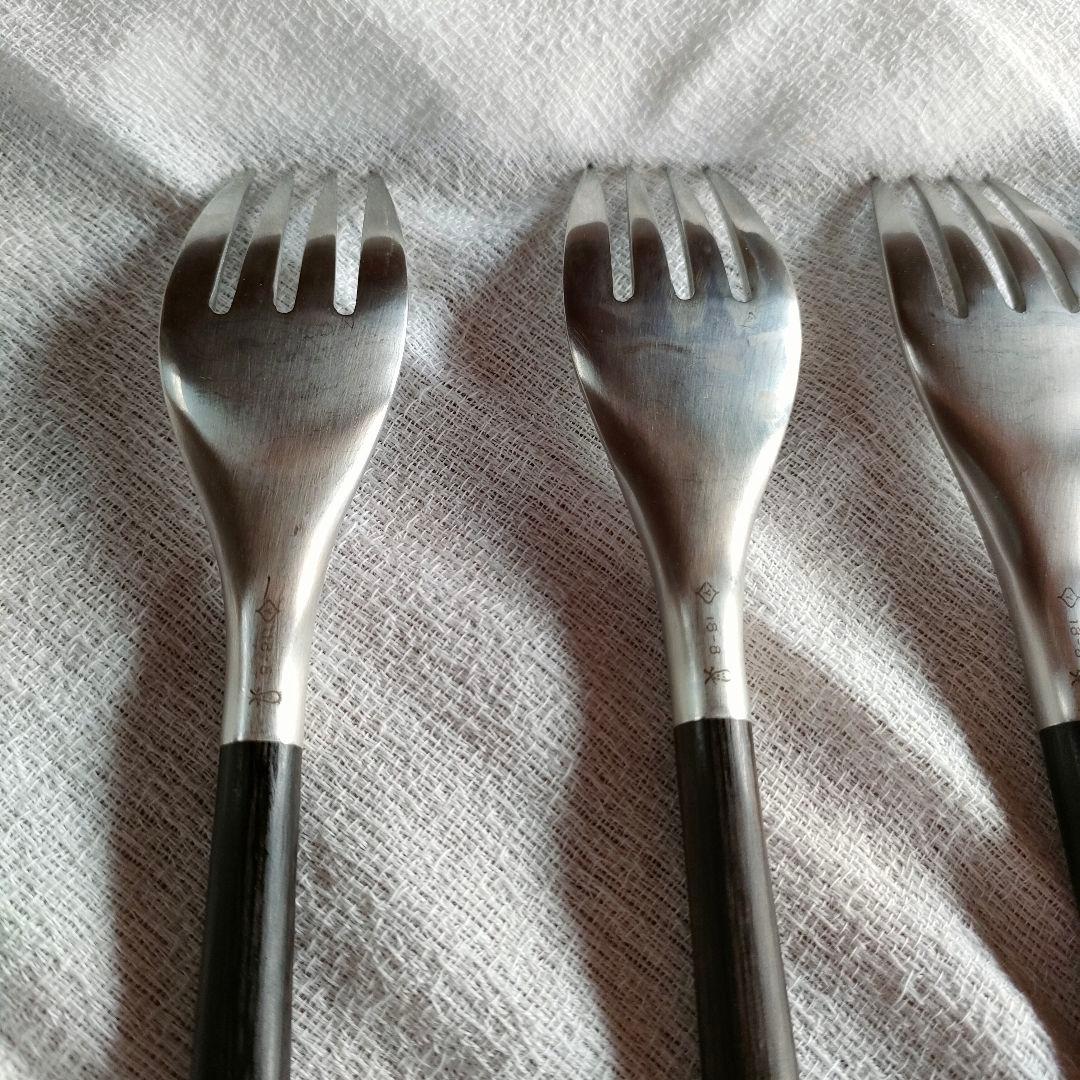 柳宗理　黒柄カトラリー デザートフォーク4本刃　 4本セット