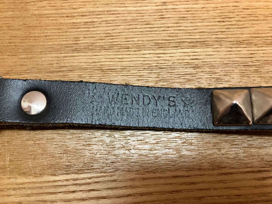 wendy'sウェンディーズ　ピラミッドスタッズベルト