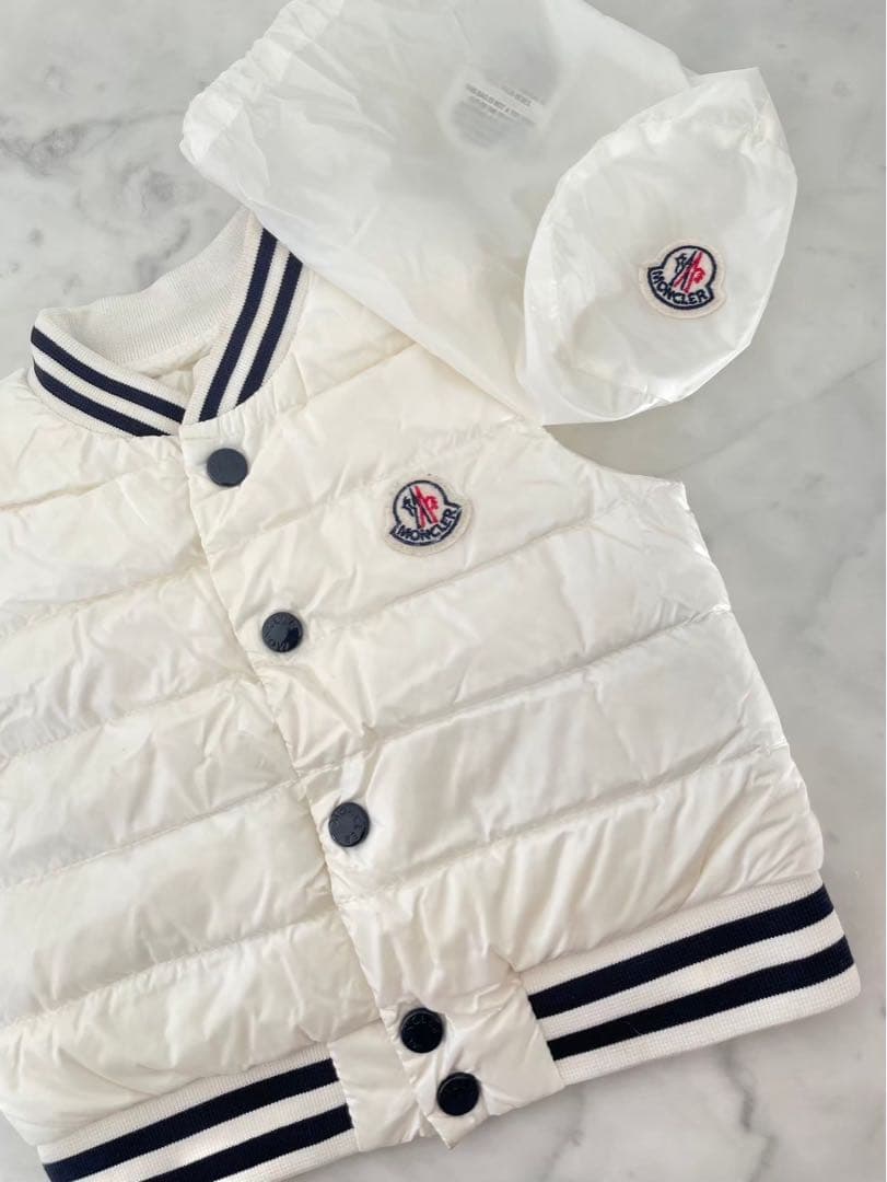 美品　モンクレール ベビー　ダウンベスト　TIMOTHEE 68㎝　70㎝