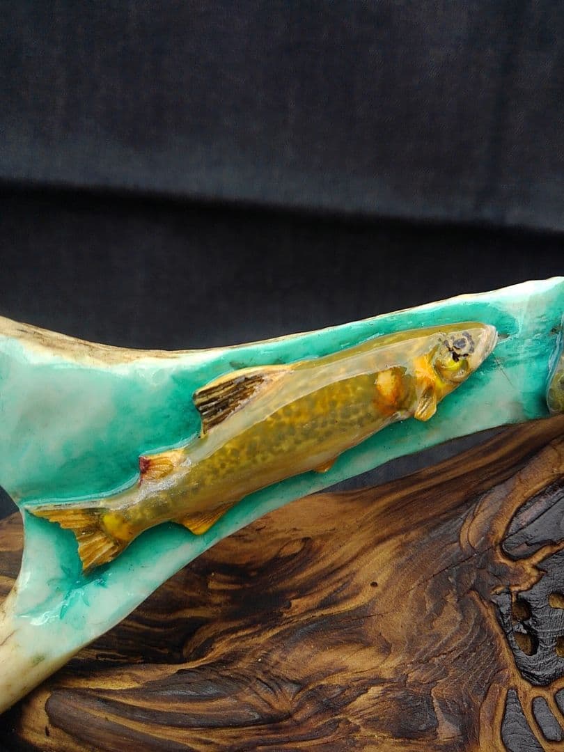 鮎の彫刻 鹿の角