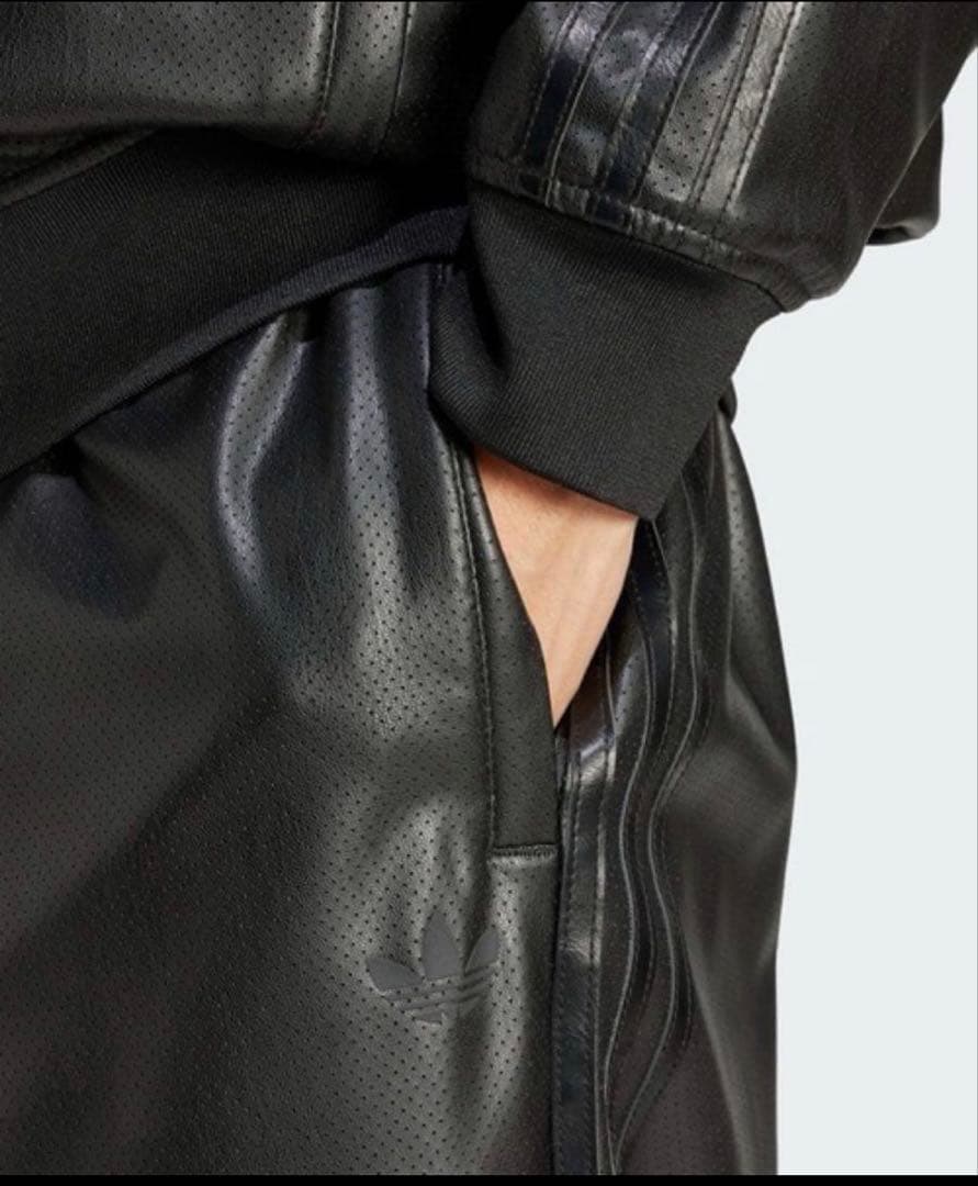 adidas Originals プレミアム トラックパンツ フェイクレザーXL