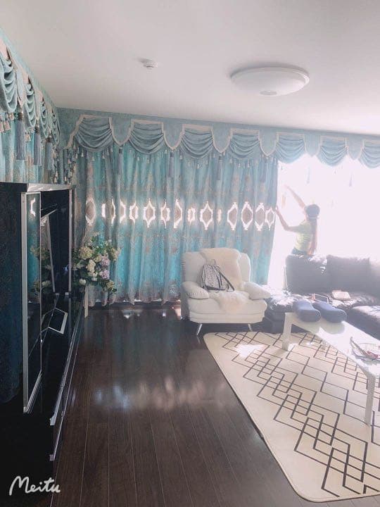 高級カーテン　刺繍カーテン　人気デザイン