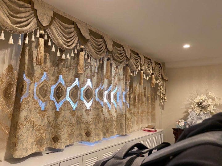 高級カーテン　刺繍カーテン　人気デザイン