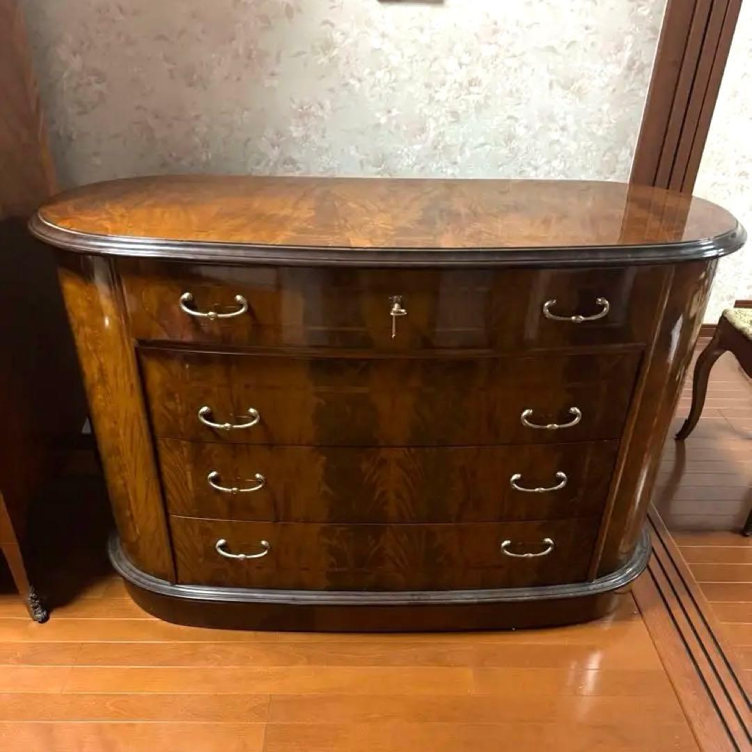 すぎた　ブラウン木製チェスト 4引き出し 鍵付き　4/4までの出品⭐️