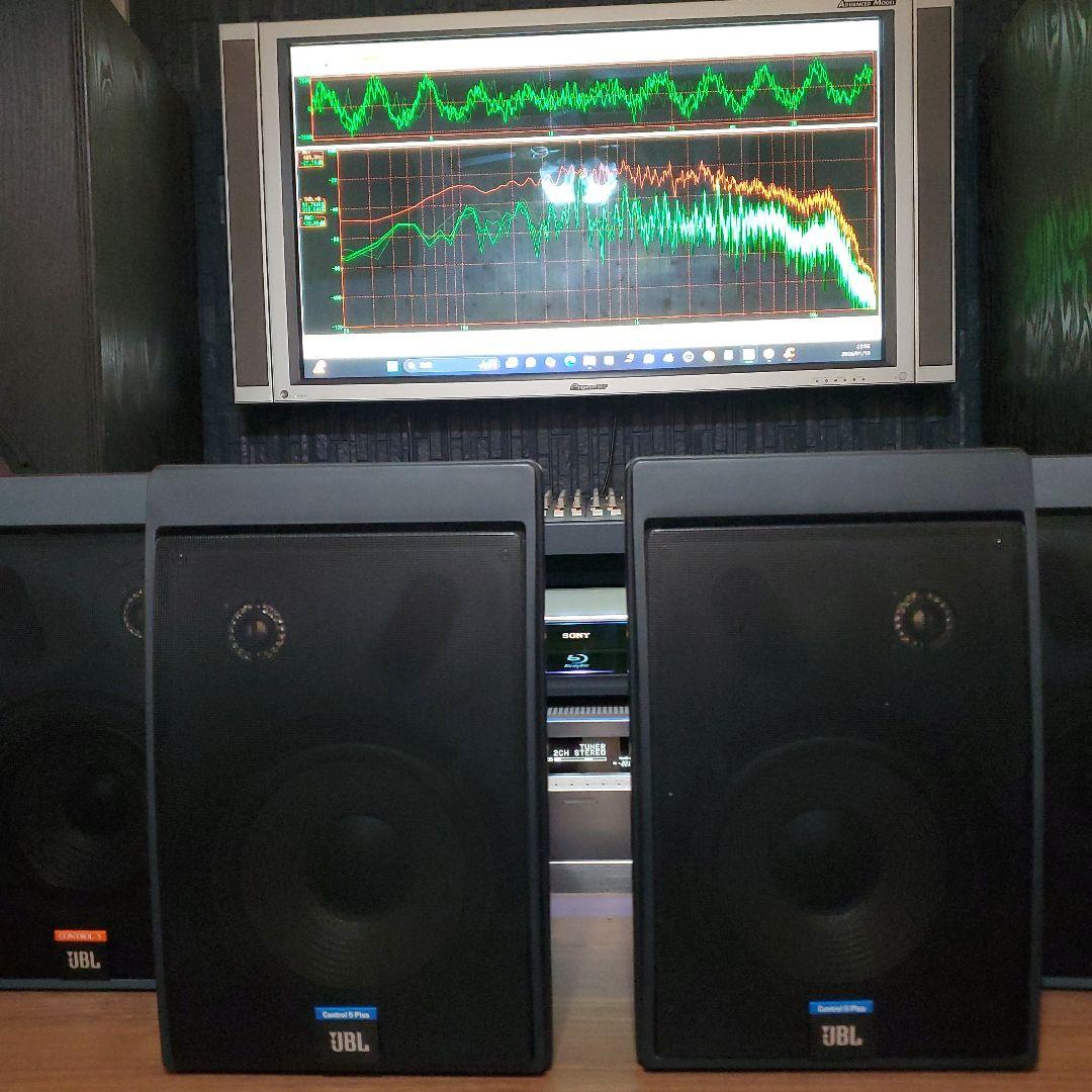 元箱付き！　JBL定番モニター