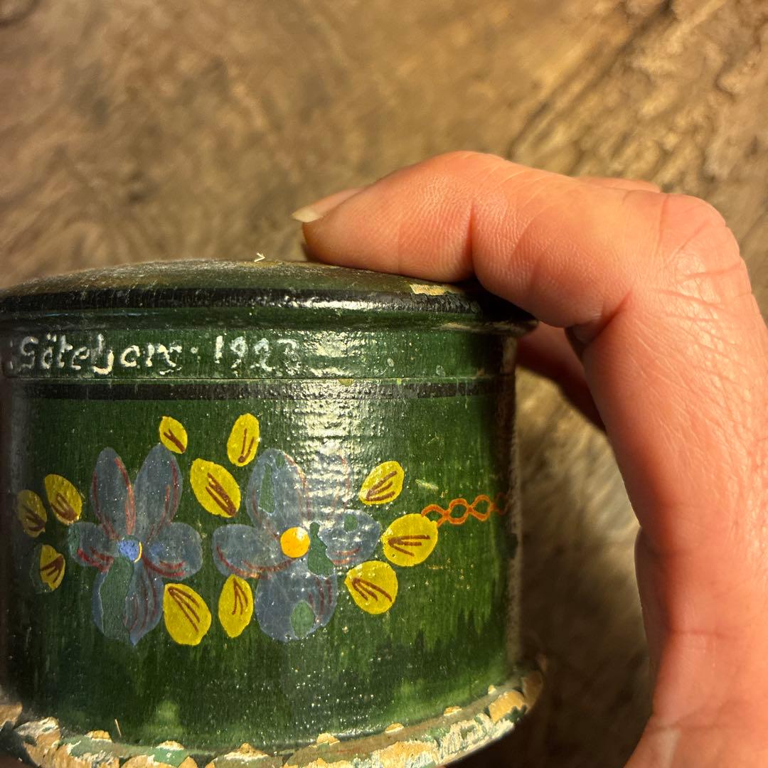 スウェーデン アンティーク 木箱