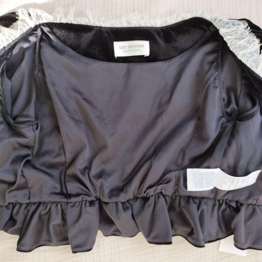 LILY BROWN　CANDY STOCK　レースカラービジューベロアブラウス