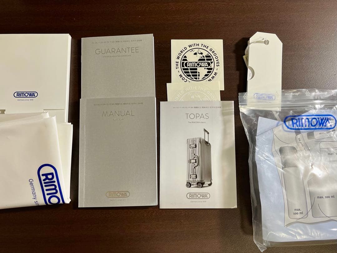 リモワ RIMOWA トパーズ キャビン マルチホイール 32L 4輪 シルバー