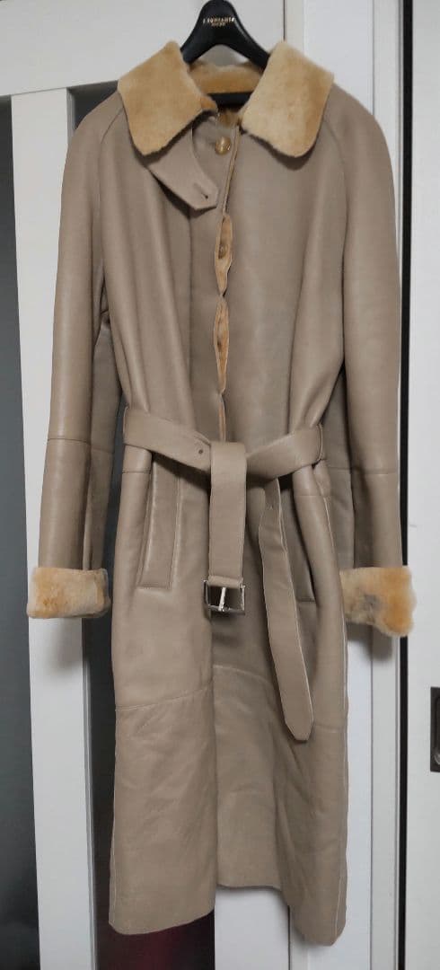 美品　BALLY　ラムスキン　ムートンコート　バリージャパン　ML　38