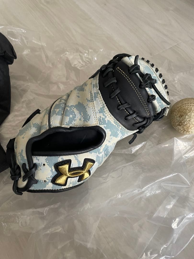 Under Armour カモフラージュグローブ 139570