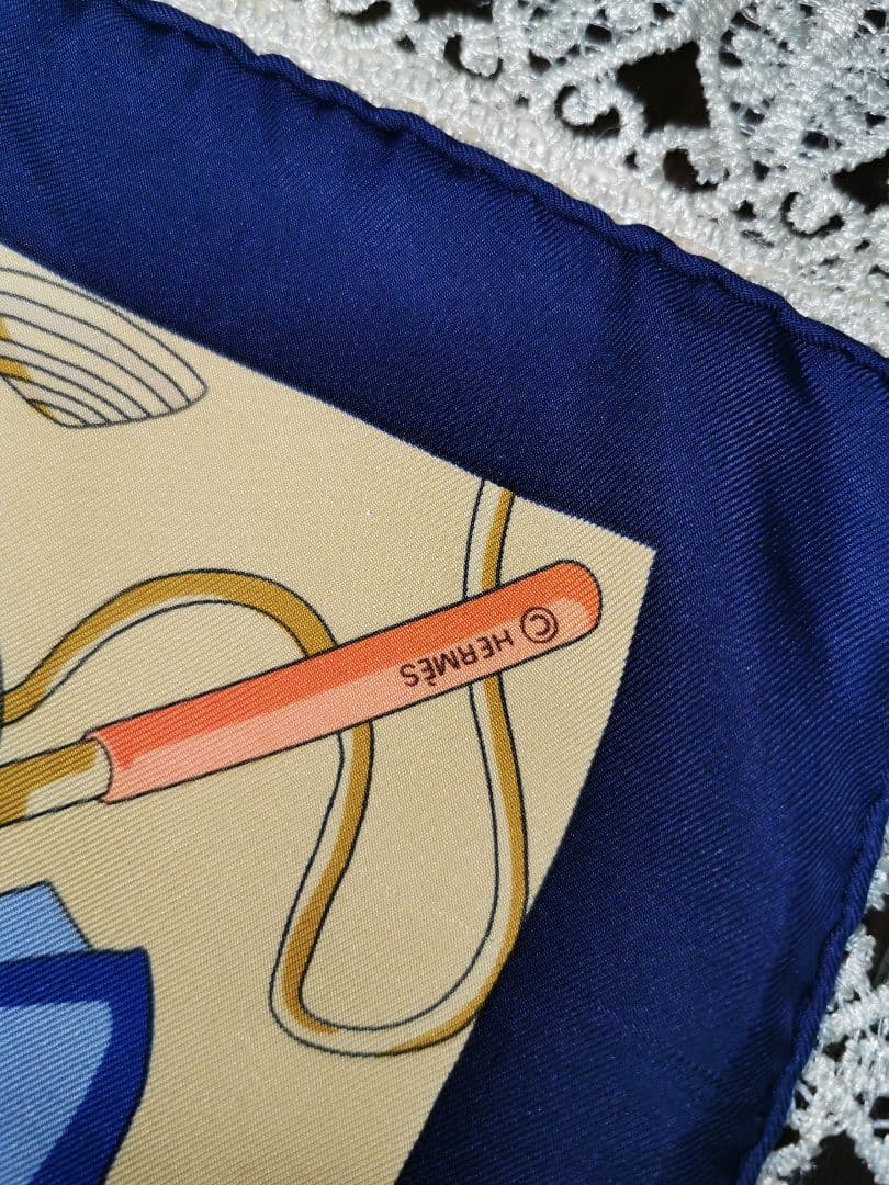 エルメス　HERMES　スカーフ　CHARMES DES　PLACES