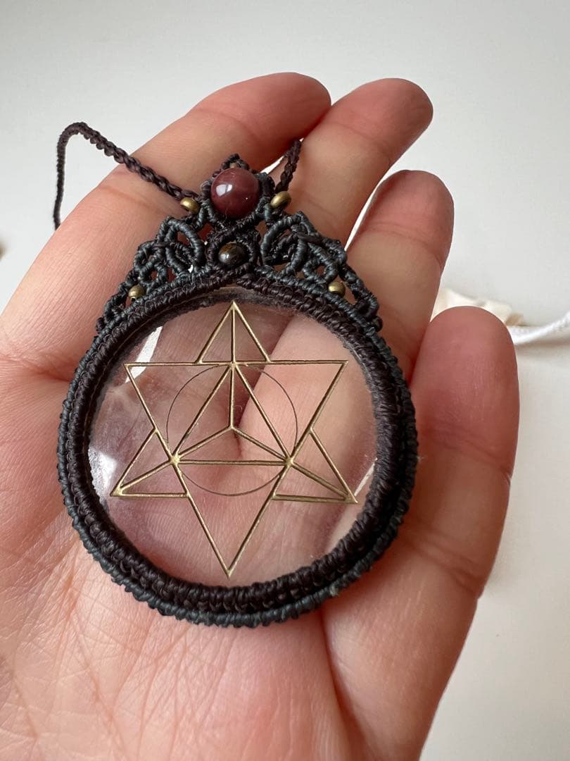 【美品】アイスクォーツ(ヒマラヤ)六芒星モチーフのネックレス