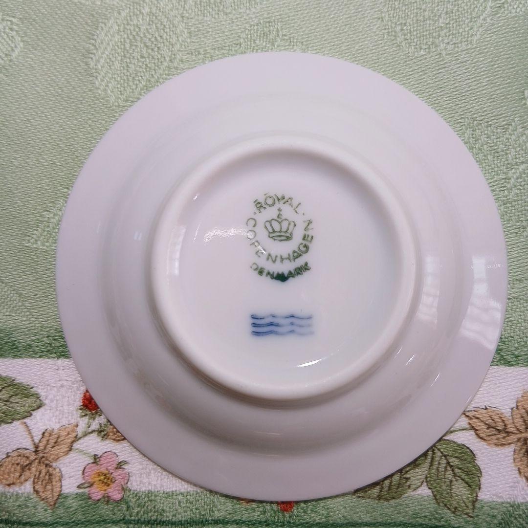 ロイヤルコペンハーゲン　ホワイトフルーテッド　ハーフレース　バタープレート　2個