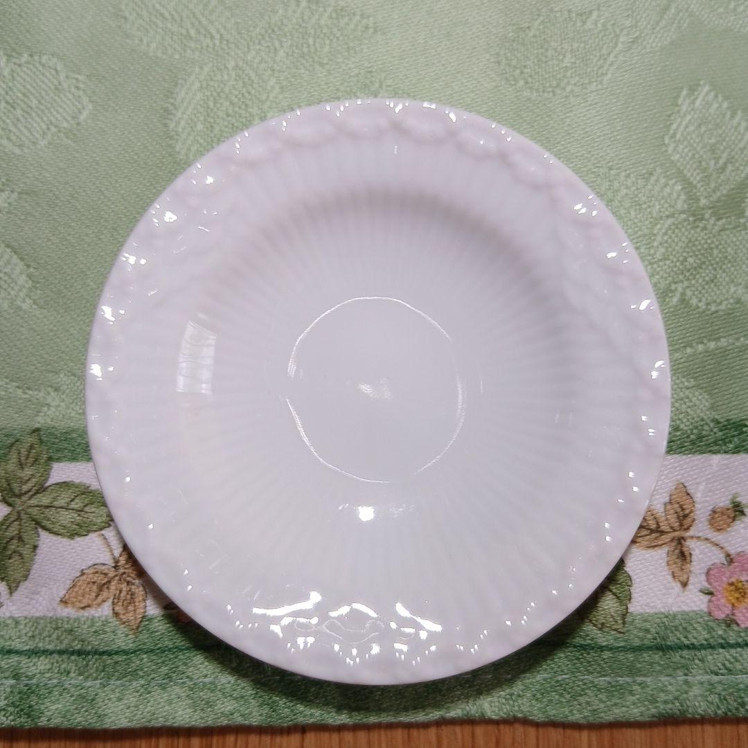 ロイヤルコペンハーゲン　ホワイトフルーテッド　ハーフレース　バタープレート　2個