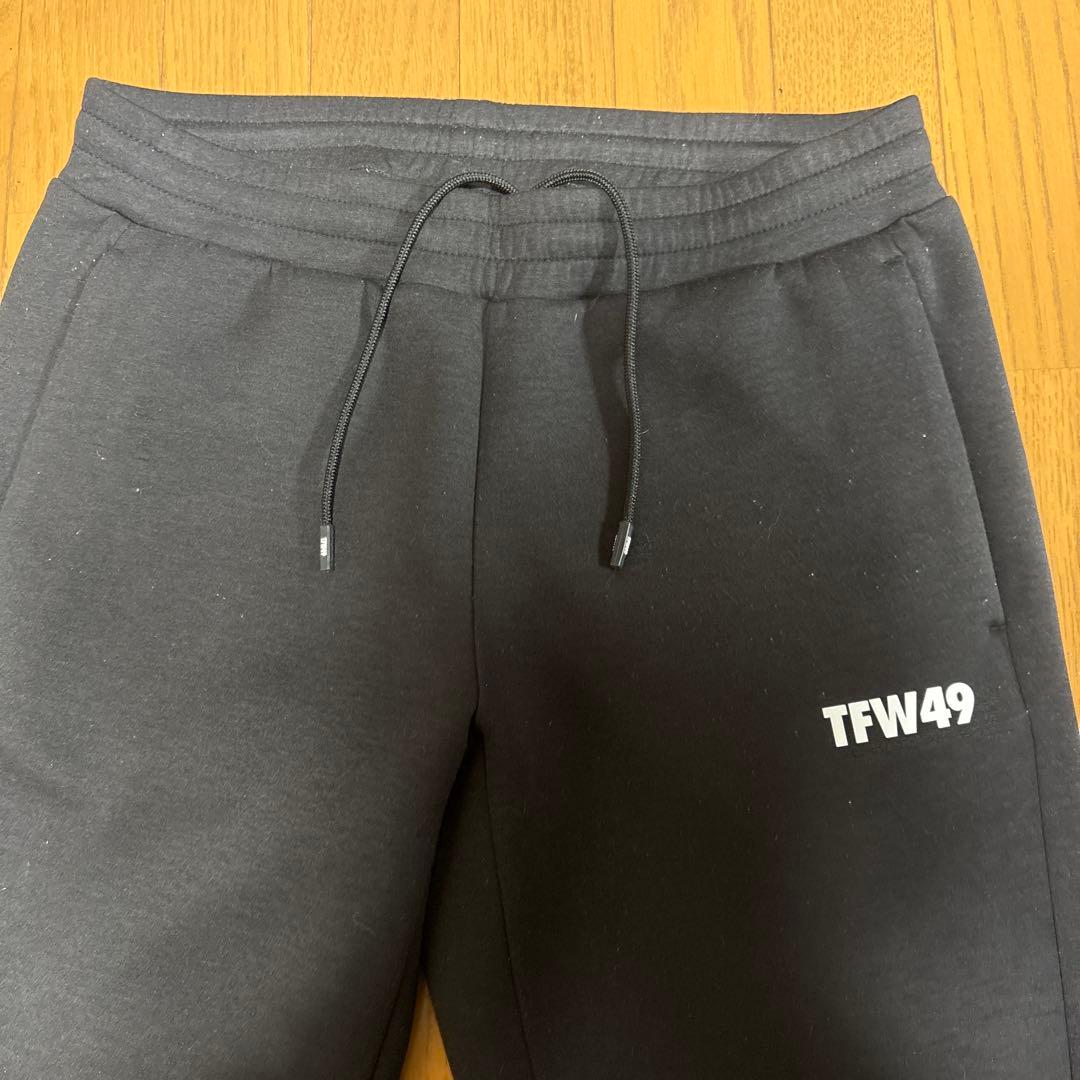 TFW49 ティーエフダブリュー49 CARDBOARD MATERIAL