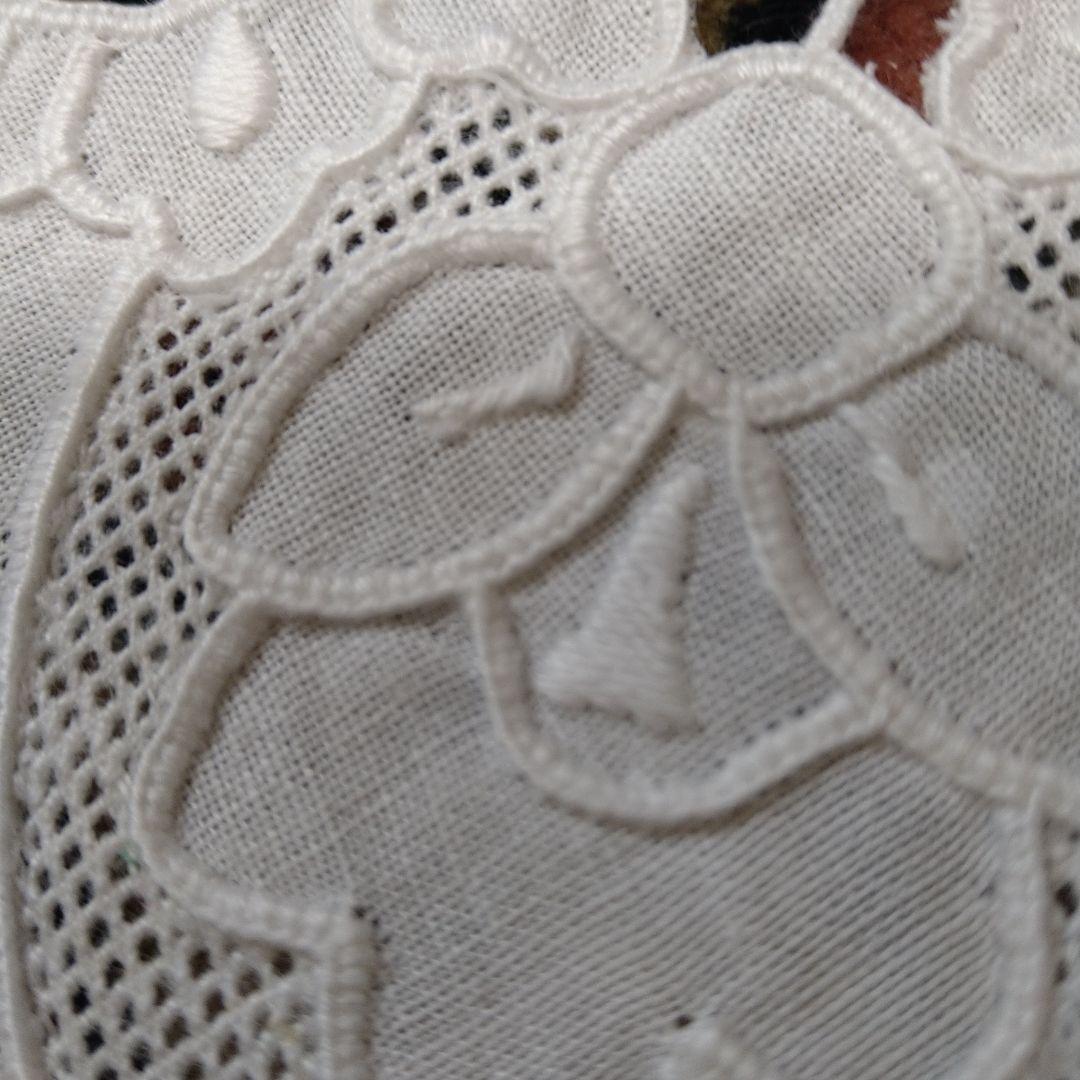 【未使用】スワトウ刺繍・テーブルクロス