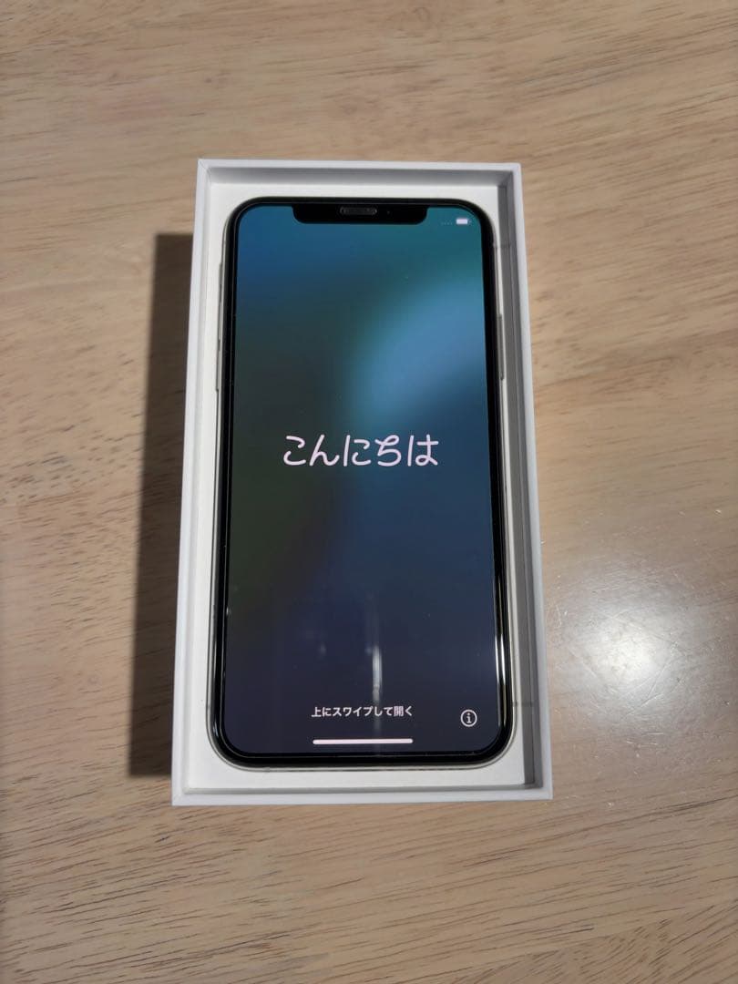 Apple iphonexs 64GBシルバー バッテリ81% SIMロックなし