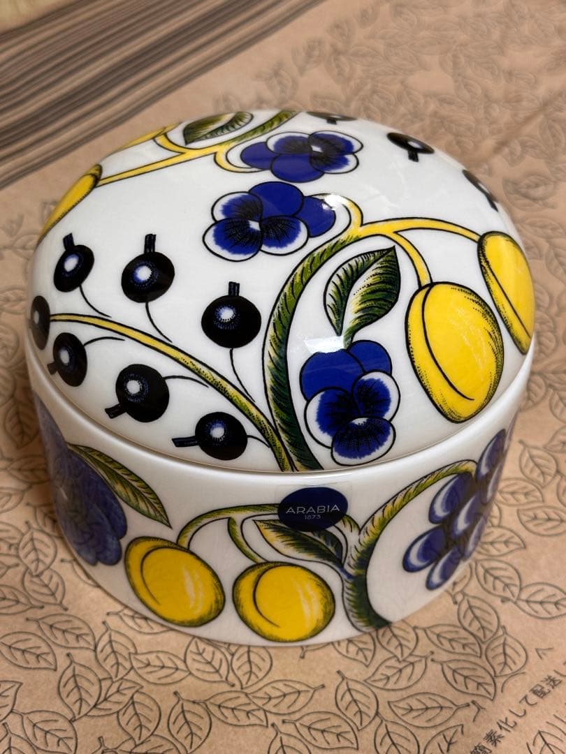 ARABIA Paratiisi 蓋付きジャー　新品未使用