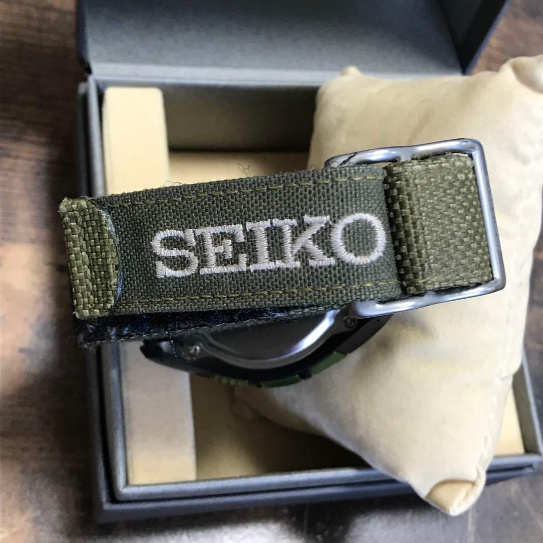 SEIKO プロスペックス（Xマーク） ソーラー式デジタル腕時計です。