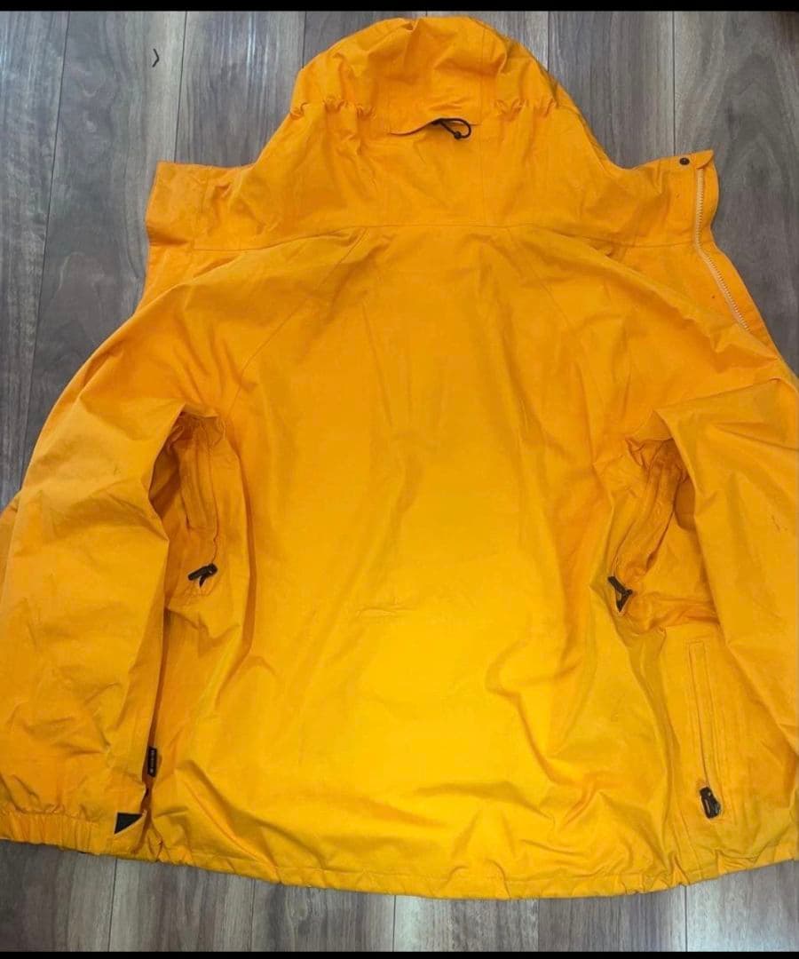 VOLCOM オレンジ スノーボードジャケット